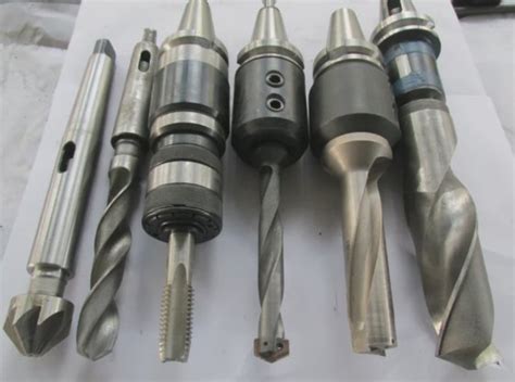 Bohrer für Bohrmaschinen und CNC .
